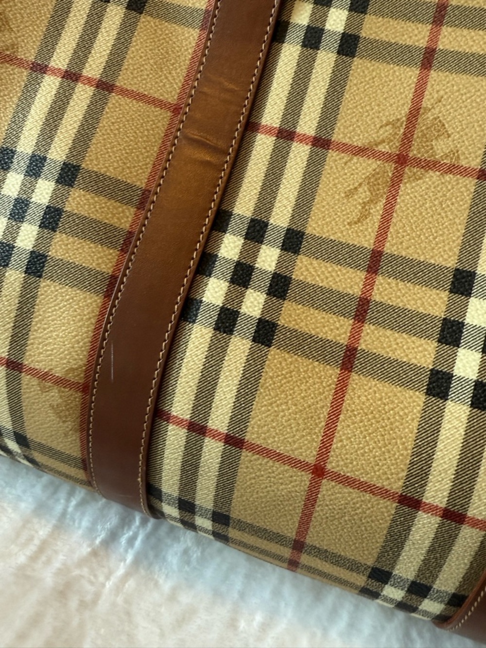BURBERRY Haymarket Check Holdall Duffle Bag. Lightly used. PVC Coated Canvas - Picture 11 of 16
